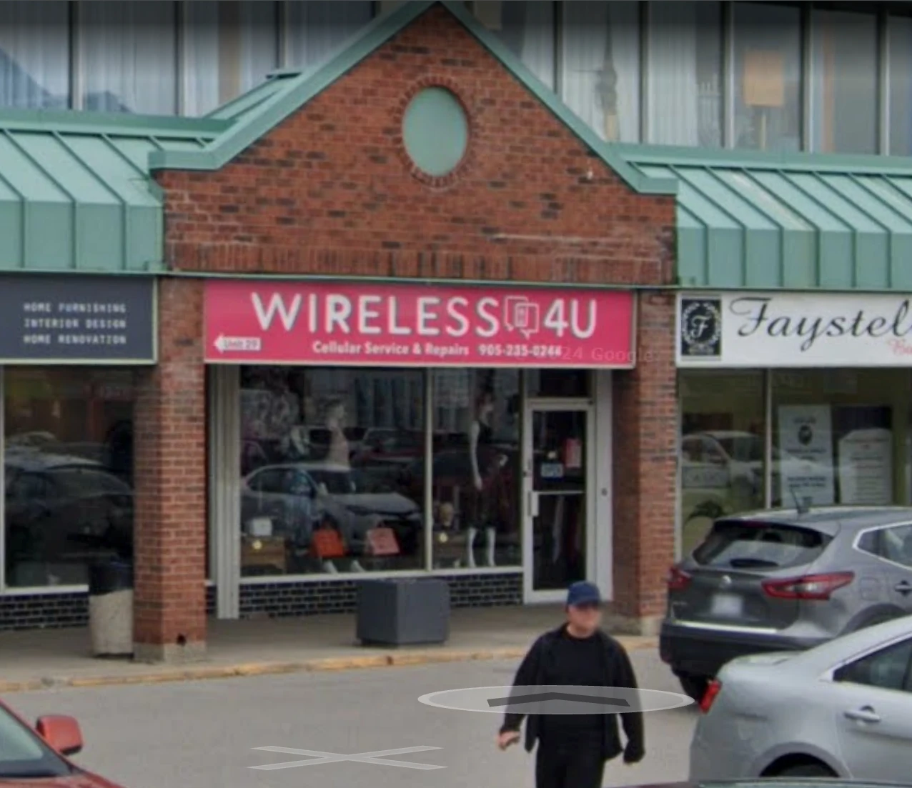 Wireless4U Newmarket storefront in Newmarket Plaza on Davis Drive